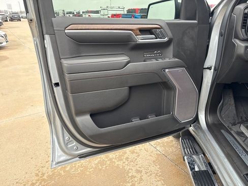 Used 2023 Chevrolet Silverado 1500 High Country w/ High Country Premium Package image 13