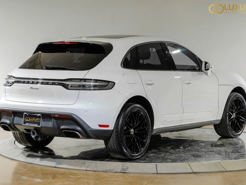 Used 2023 Porsche Macan AWD/4WD image 10