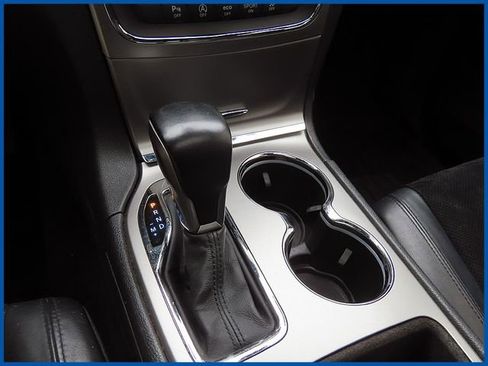 Used 2018 Jeep Grand Cherokee Altitude AWD/4WD image 19