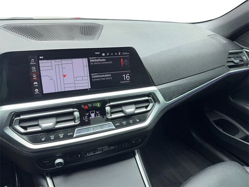 Used 2021 BMW 430i Convertible w/ Convenience Package image 31