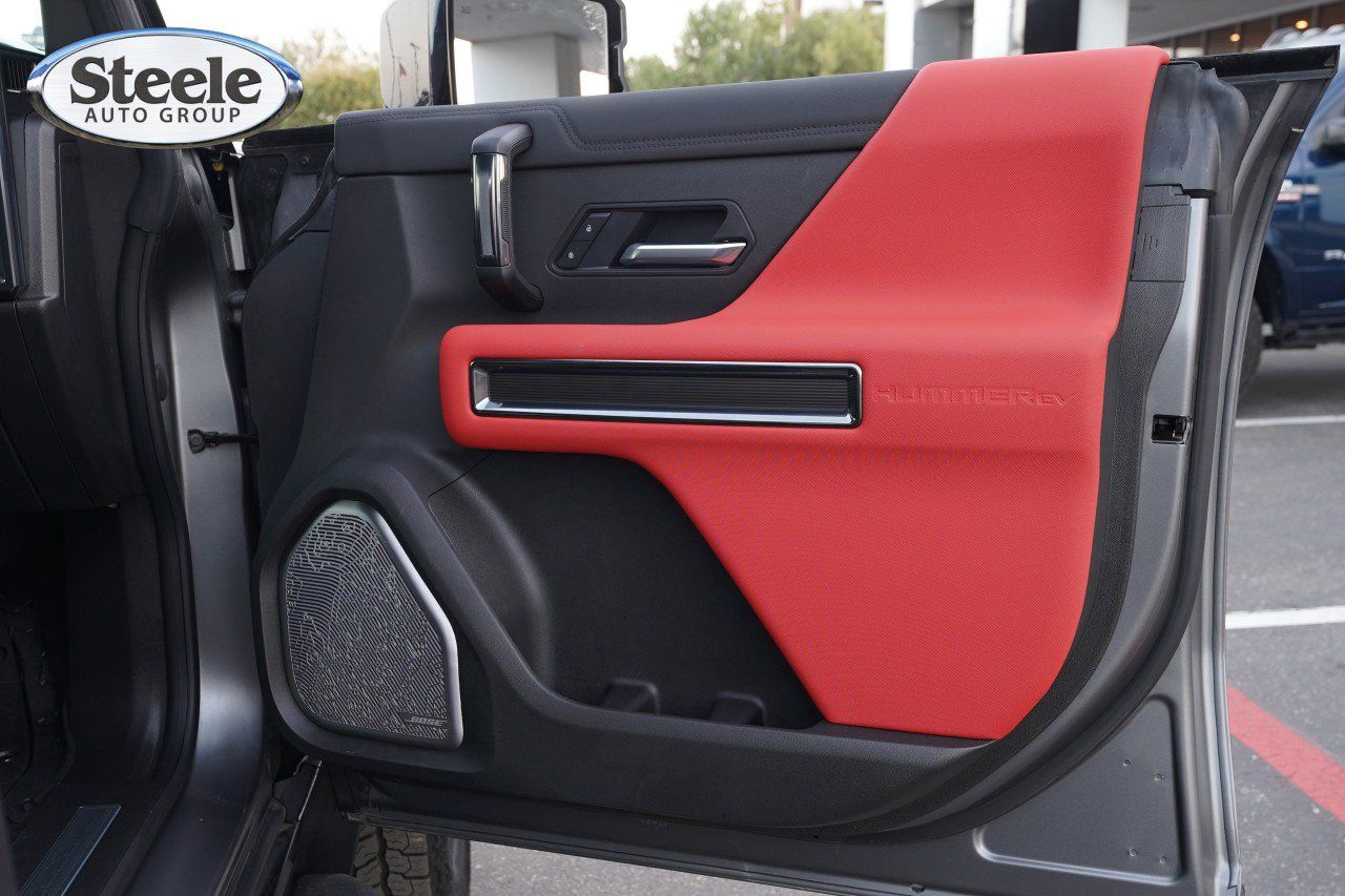 Certified 2026 GMC Hummer EV 3X w/ Carbon Fiber Edition Package AWD/4WD image 26