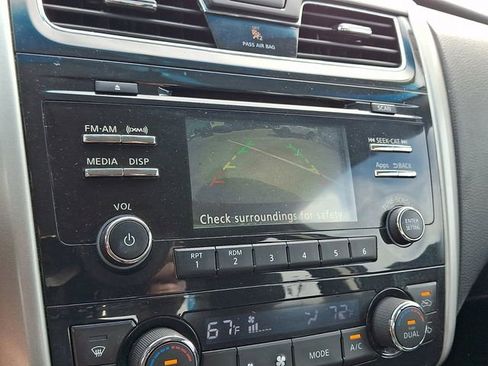 Used 2015 Nissan Altima 2.5 SV FWD image 31