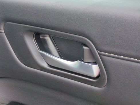 New 2026 Nissan Pathfinder SL w/ SL Premium Package FWD image 36