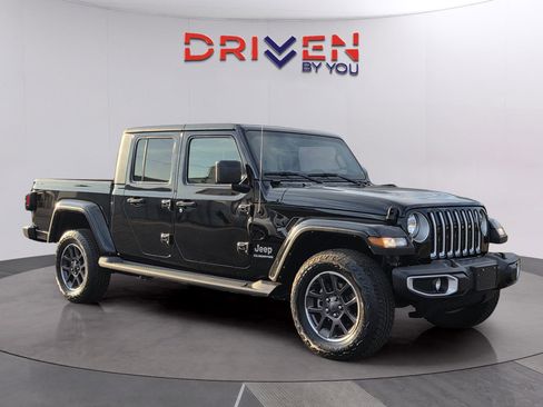 Used 2022 Jeep Gladiator Overland w/ Popular Equipment Package AWD/4WD image 7