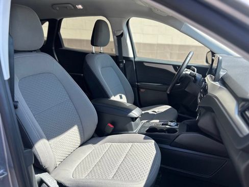 Used 2022 Ford Escape SE w/ SE Sport Appearance Package AWD/4WD image 13