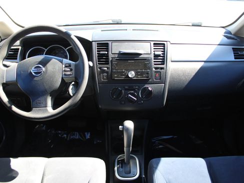 Used 2009 Nissan Versa 1.8 S w/ PWR Pkg image 12