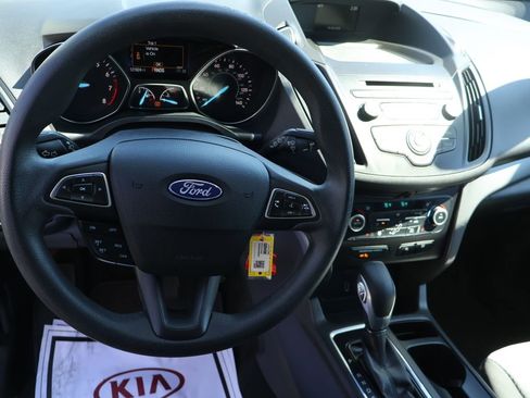 Used 2018 Ford Escape SE FWD image 25