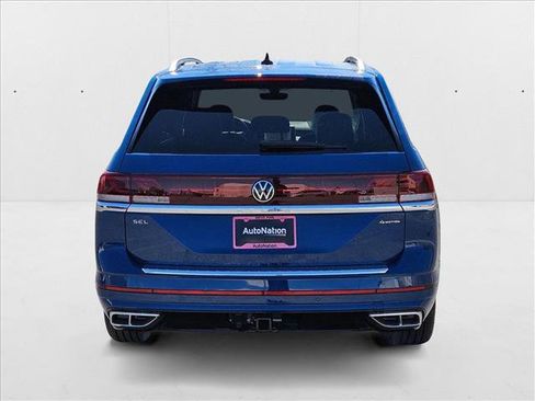New 2025 Volkswagen Atlas SEL Premium R-Line image 8