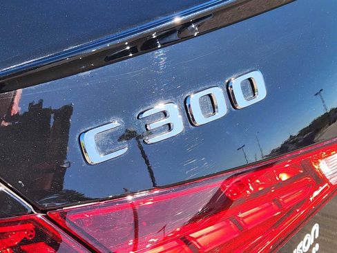 Used 2025 Mercedes-Benz C 300 4MATIC Sedan image 12