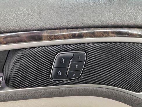 Used 2016 Lincoln MKZ w/ Equipment Group 300A Reserve FWD image 37