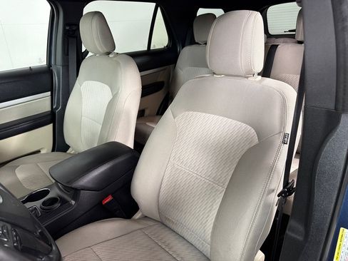 Used 2018 Ford Explorer FWD image 13