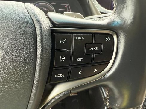 Used 2020 Lexus ES 300h w/ Accessory Package 2 FWD image 16