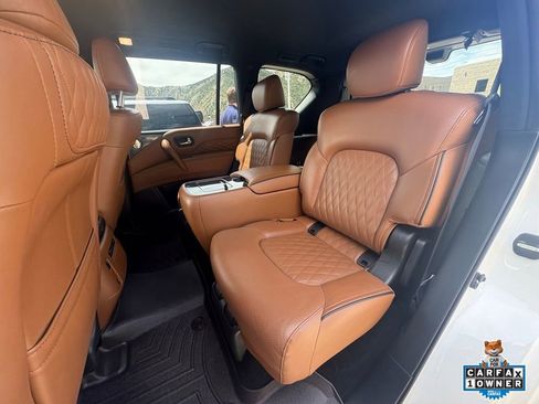 Used 2024 INFINITI QX80 Sensory AWD/4WD image 25