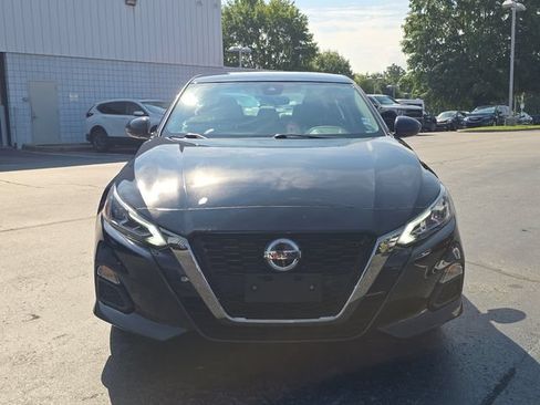 Used 2022 Nissan Altima 2.5 SR FWD image 8
