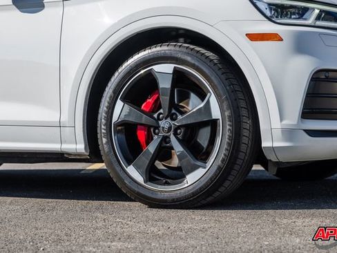 Used 2020 Audi SQ5 Premium Plus w/ Premium Plus Package image 43