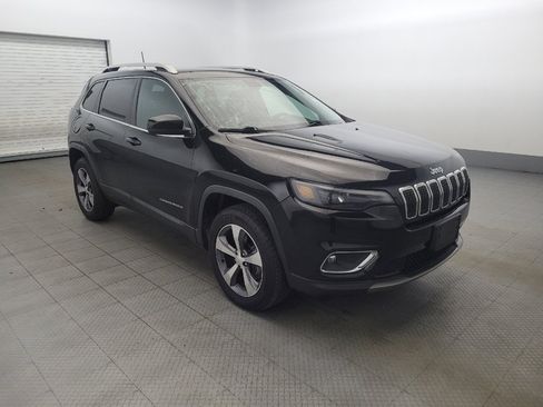 Used 2020 Jeep Cherokee Limited image 13