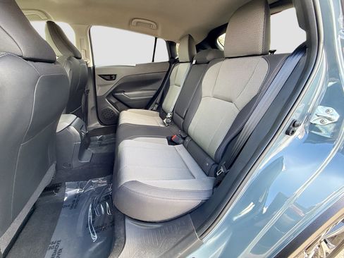 Certified 2024 Subaru Crosstrek 2.0i Premium image 19