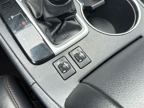Used 2017 Toyota Highlander XLE FWD image 26