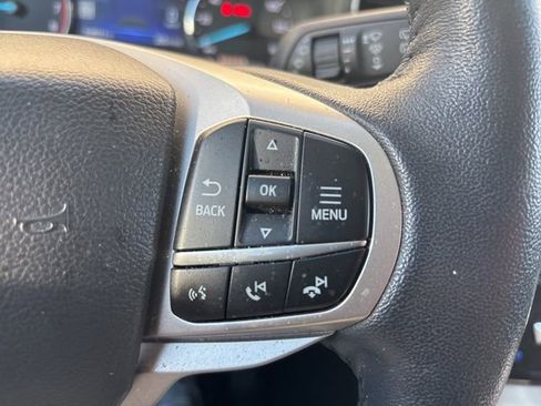 Used 2023 Ford Explorer Limited w/ Limited Technology Package image 12