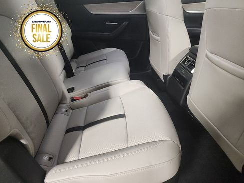 Used 2025 MAZDA CX-90 3.3 Turbo w/ Preferred Package image 18