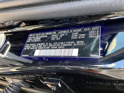 Used 2024 Volvo XC60 B5 Core AWD/4WD image 35