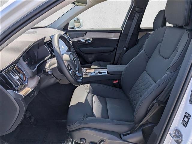 New 2026 Volvo XC90 T8 Plus w/ Protection Package AWD/4WD image 4