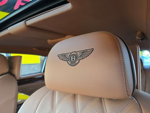 Used 2014 Bentley Flying Spur W12 image 19