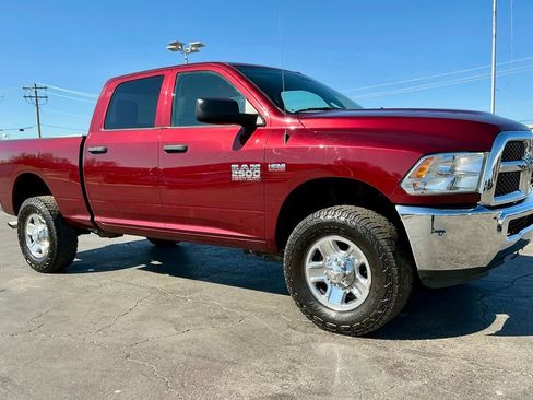 Used 2018 RAM 2500 Tradesman w/ Chrome Appearance Group image 7
