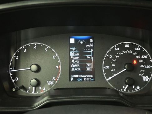 Used 2024 Toyota Corolla Cross LE image 21