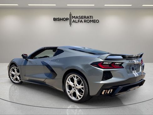 Used 2023 Chevrolet Corvette Stingray Preferred Cpe w/ Z51 Performance Package RWD image 3