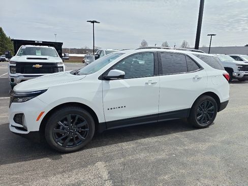 Used 2024 Chevrolet Equinox RS image 6