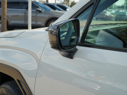 Used 2026 Subaru Forester Premium image 11