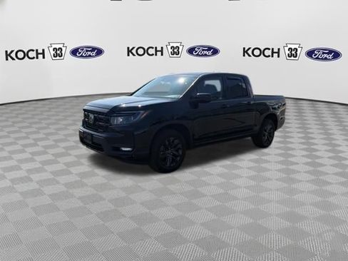 Used 2024 Honda Ridgeline Sport image 2