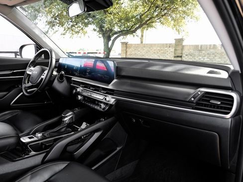 Used 2023 Kia Telluride S w/ S Sunroof Package image 24