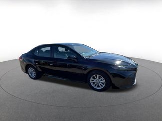 Used 2025 Toyota Camry LE video 2
