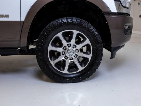 Used 2024 RAM 2500 Limited AWD/4WD image 11