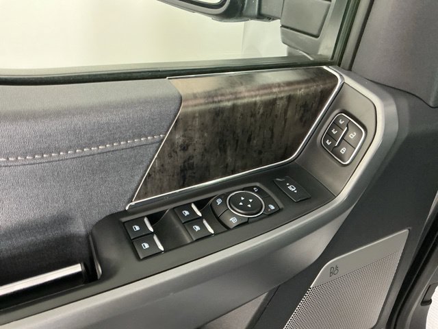 Used 2024 Ford F350 Lariat w/ Lariat Ultimate Package AWD/4WD image 16