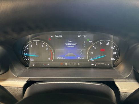 Used 2023 Ford Explorer XLT AWD/4WD image 16