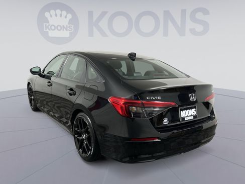 Used 2023 Honda Civic Sport image 4