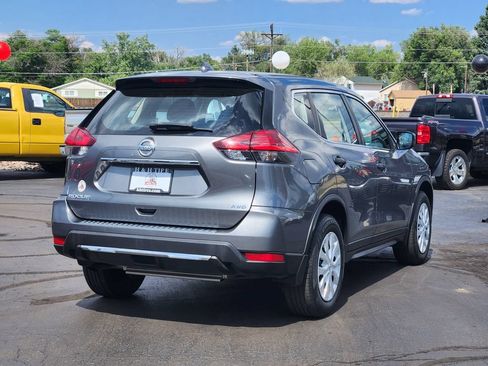 Used 2017 Nissan Rogue S AWD/4WD image 7