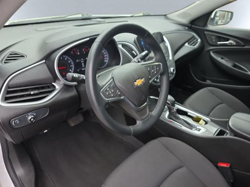 Used 2024 Chevrolet Malibu LT w/ Sport Edition FWD image 17
