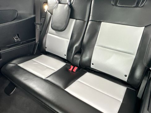 Certified 2022 Ford Explorer XLT w/ Equipment Group 202A image 16