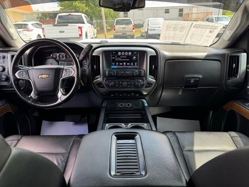 Used 2018 Chevrolet Silverado 3500 LTZ image 8
