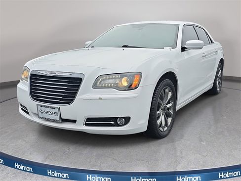 Used 2014 Chrysler 300 S image 1