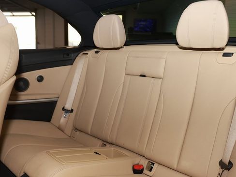 Used 2019 BMW 430i xDrive Convertible w/ Convenience Package image 14