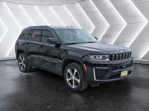 New 2026 Jeep Grand Cherokee Limited image 24