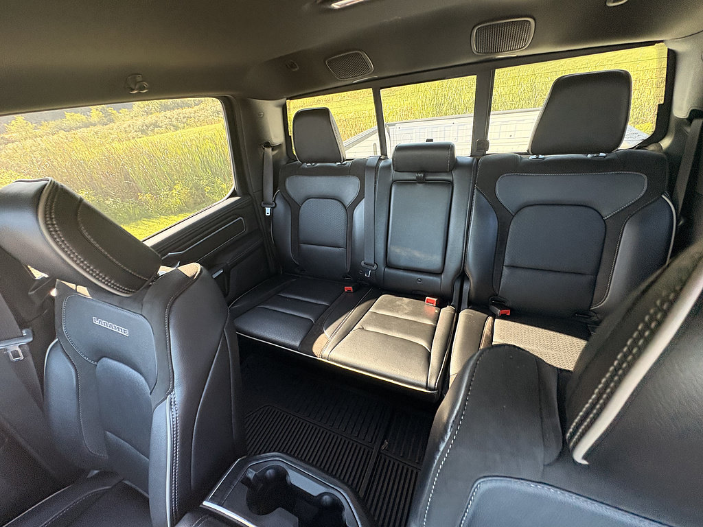 Used 2023 RAM 1500 Laramie AWD/4WD image 32