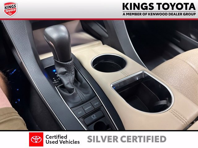 Certified 2019 Toyota Avalon Limited w/ All Weather Liner Package FWD image 24