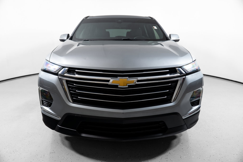 Used 2023 Chevrolet Traverse LT FWD image 18