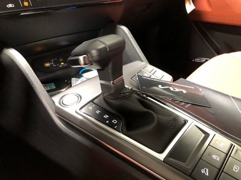 New 2026 Kia Sportage SX FWD image 35